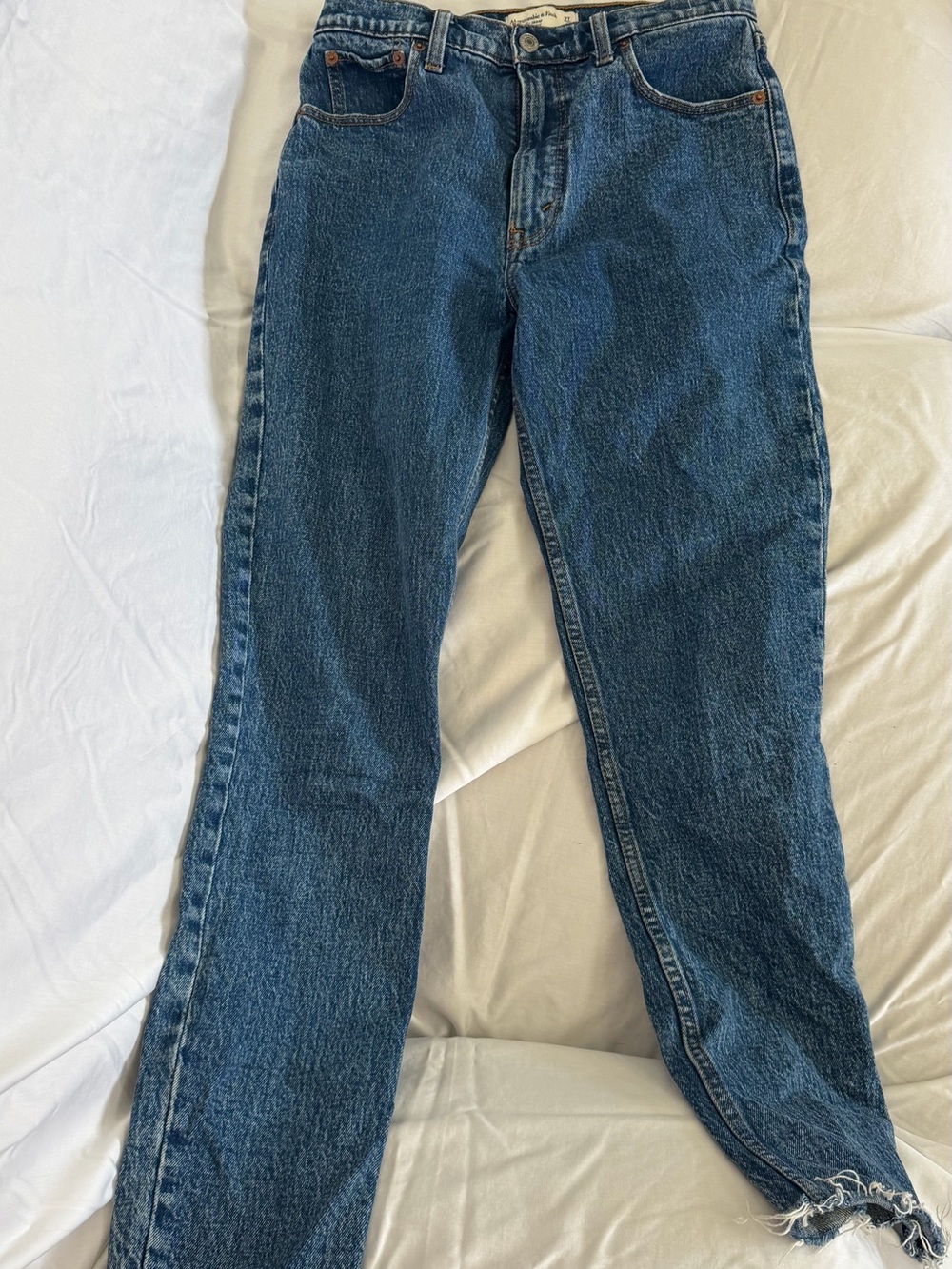 Abercrombie & Fitch Women's Skinny Jeans in Deep Blue Denim